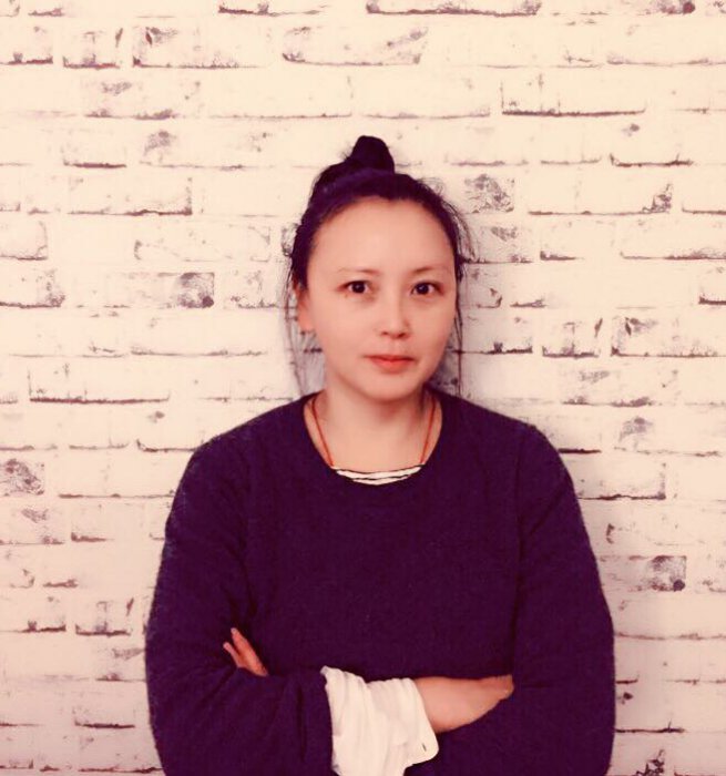 Yoga mit Jiangxia Zhou